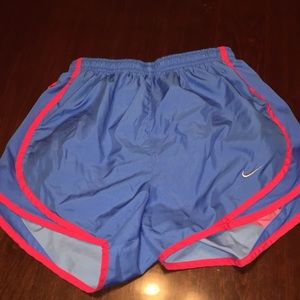 Women’s Nike running shorts XS